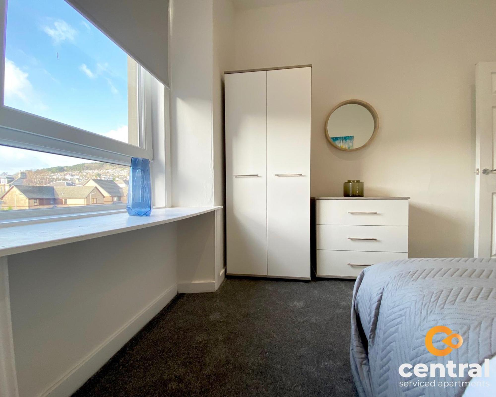 Central Serviced Apartments - 1 Bedroom - Modern - Close To Transport Links - Quiet Neighbourhood - Wifi - Fully Equipped - Smart Tvs In All Rooms - Monthly Stays Welcome - Free Street Parking - Ideal Relocation To Dundee Accommodation Dış mekan fotoğraf