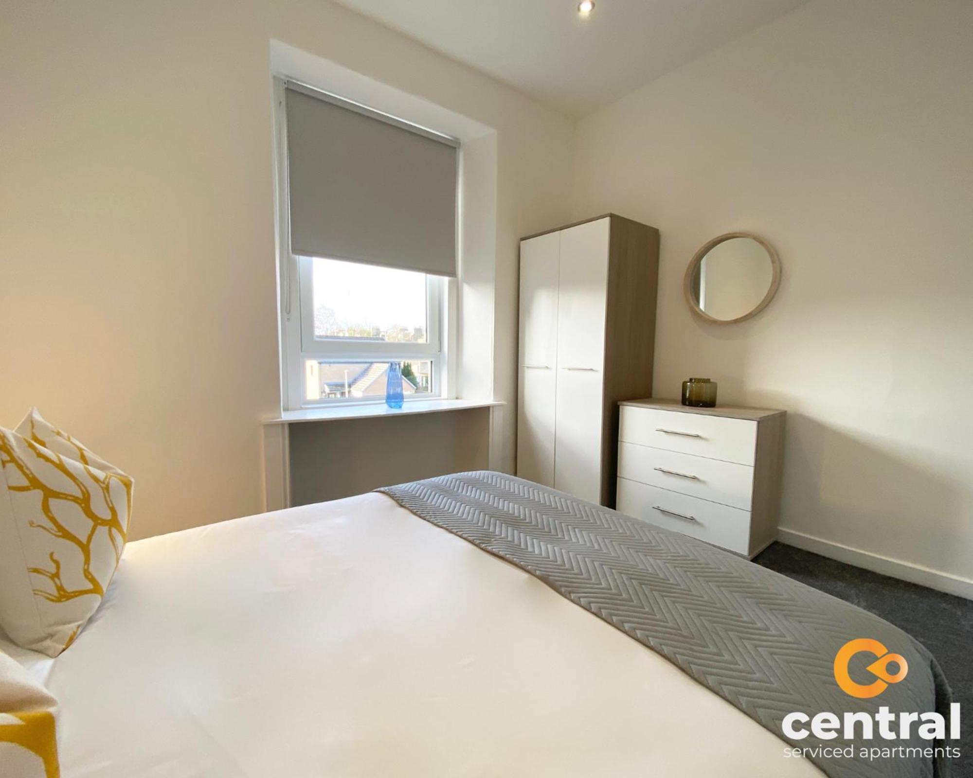 Central Serviced Apartments - 1 Bedroom - Modern - Close To Transport Links - Quiet Neighbourhood - Wifi - Fully Equipped - Smart Tvs In All Rooms - Monthly Stays Welcome - Free Street Parking - Ideal Relocation To Dundee Accommodation Dış mekan fotoğraf